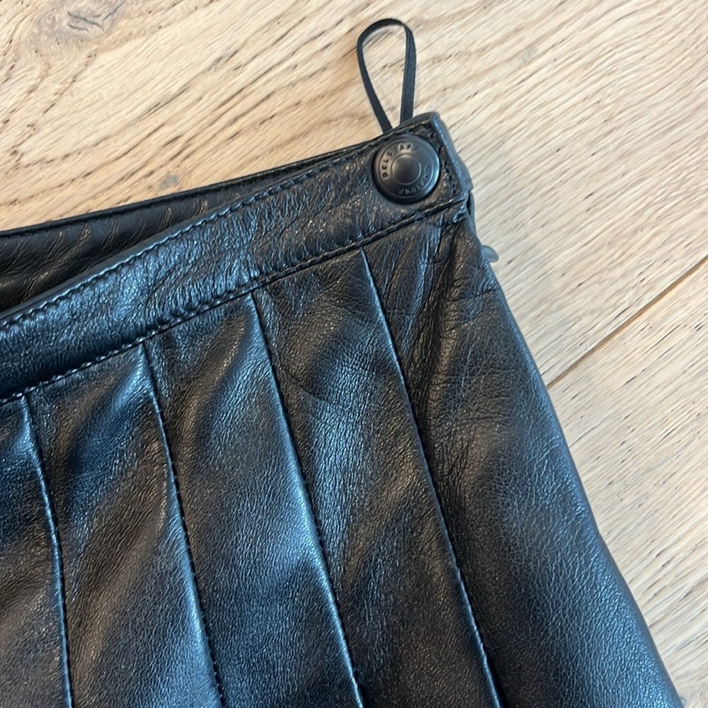 Belstaff England pleated leather mini skirt - Picture 3 of 7